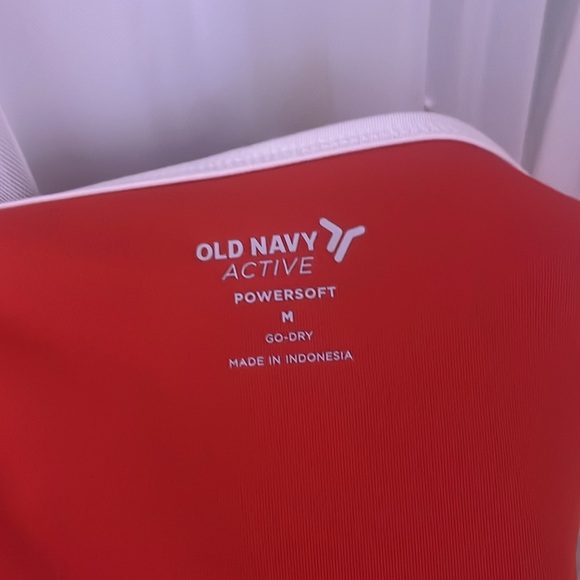 Old Navy Red V-Neck Crop Top with White Trim - Picture 3 of 4